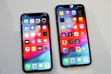 iPhone XS和iPhone XS马克斯并排比较