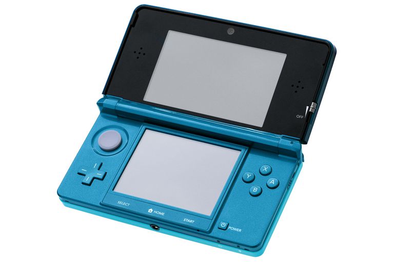 水蓝版任天堂3DS，照片摄于纽约3DS发布会上。